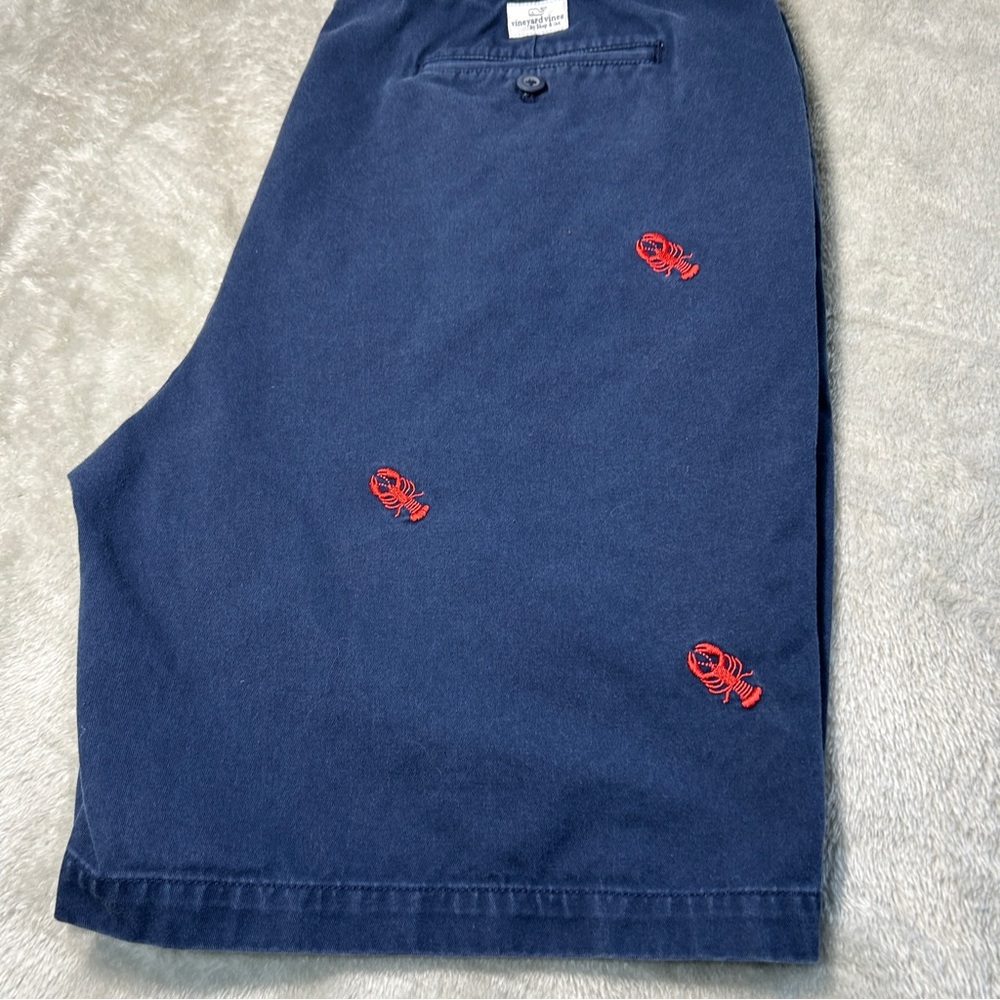 Vineyard Vines by Shep & Ian Shorts Mens 40 Blue Lobsters All Over